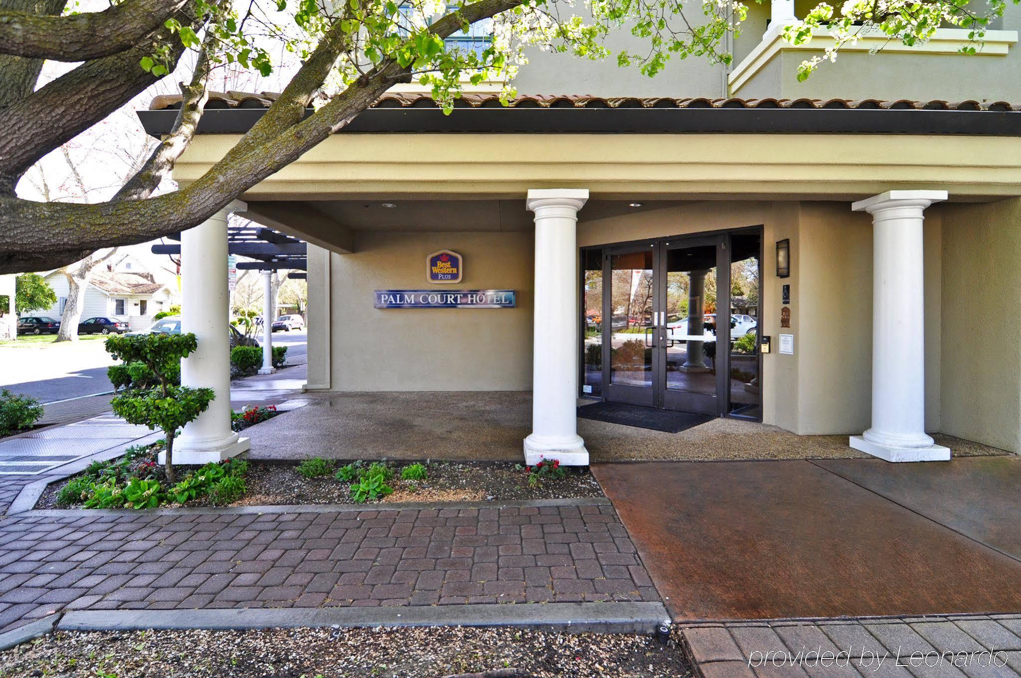 Best Western Plus Palm Court Hotel Davis Esterno foto